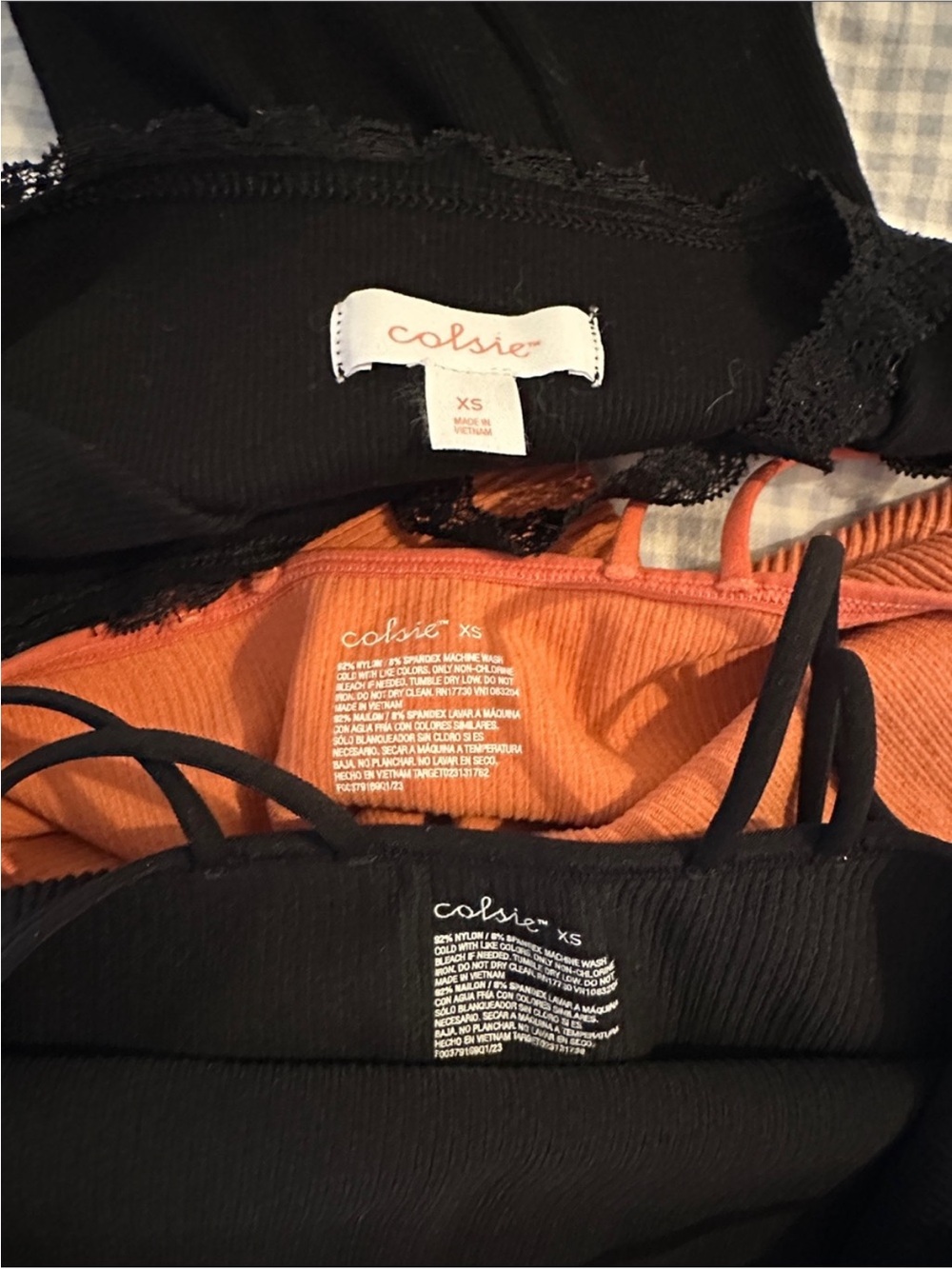 Bundle (3x) of Colsie Ribbed Cropped Tanks | XS - Picture 3 of 3